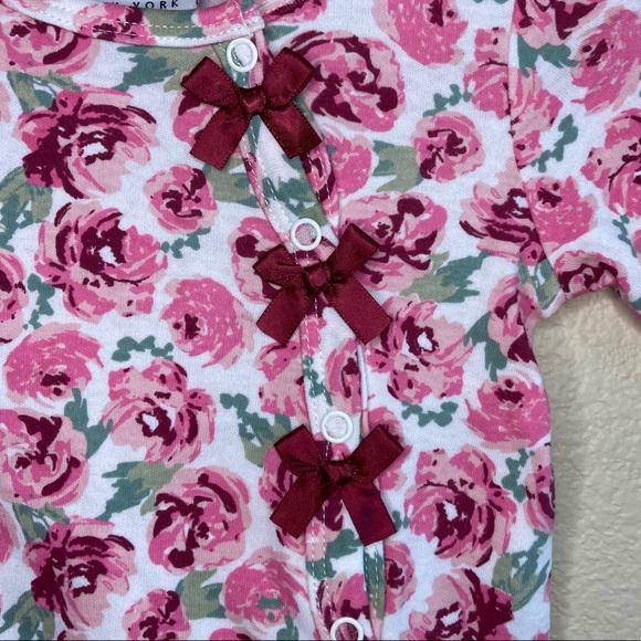 Nicole Miller Baby Girl Floral Footie 0-3M - Picture 3 of 5
